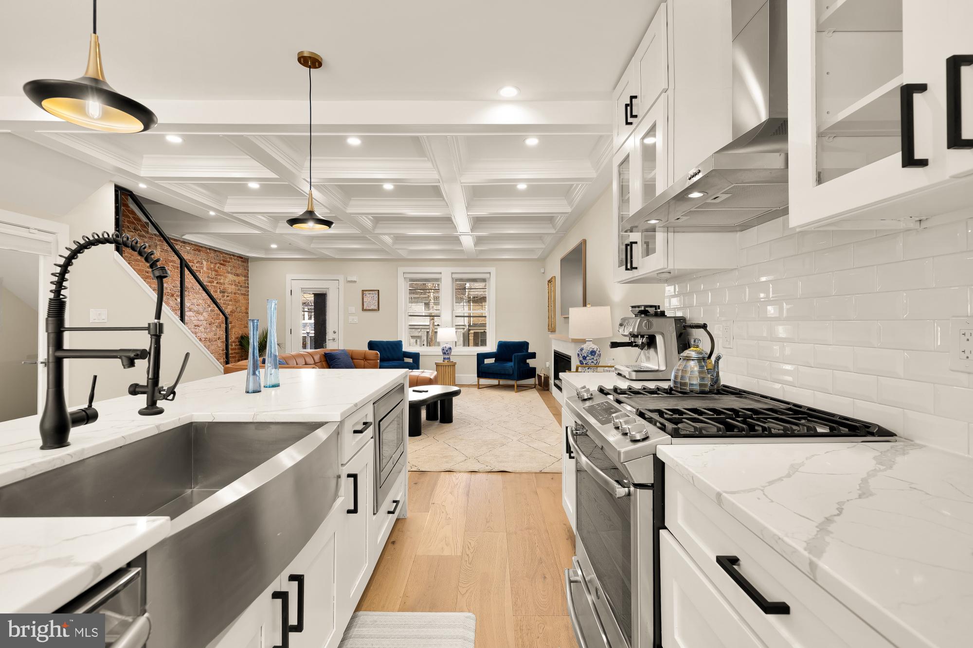 432 EMERSON STREET NW