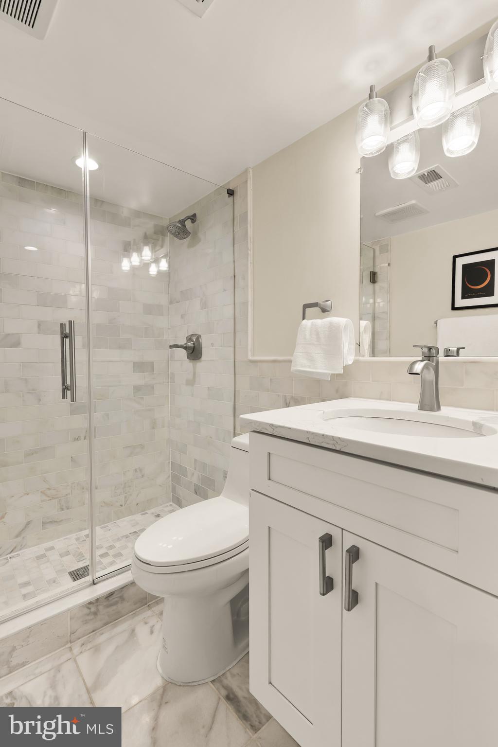 432 EMERSON STREET NW