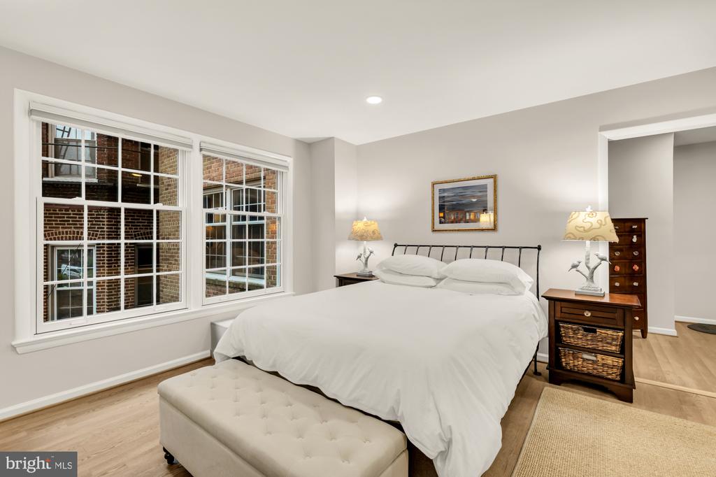 1880 COLUMBIA ROAD NW 203