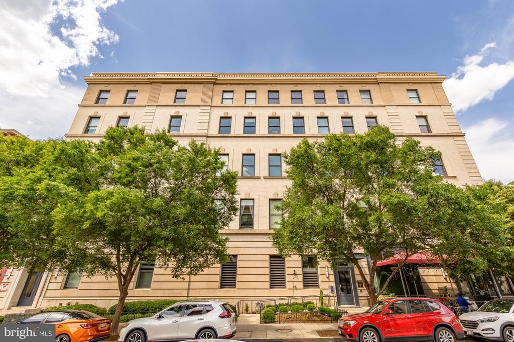1401 R STREET NW PH3