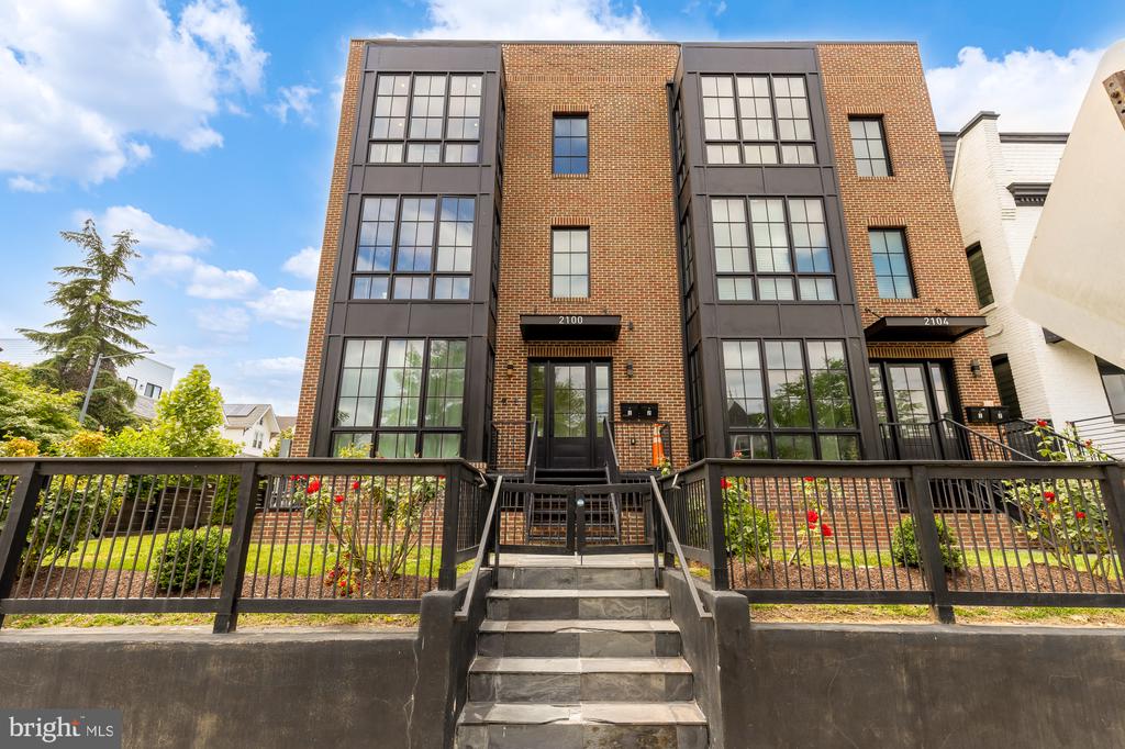 2100 4TH STREET NE 2