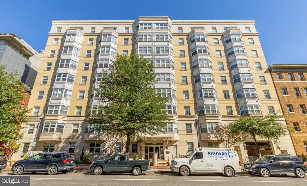 1111 11TH STREET NW Unit: 406