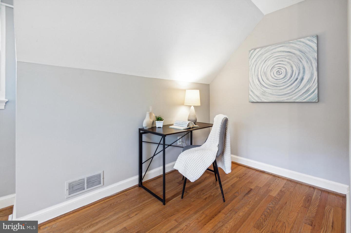 815 Davis Ave