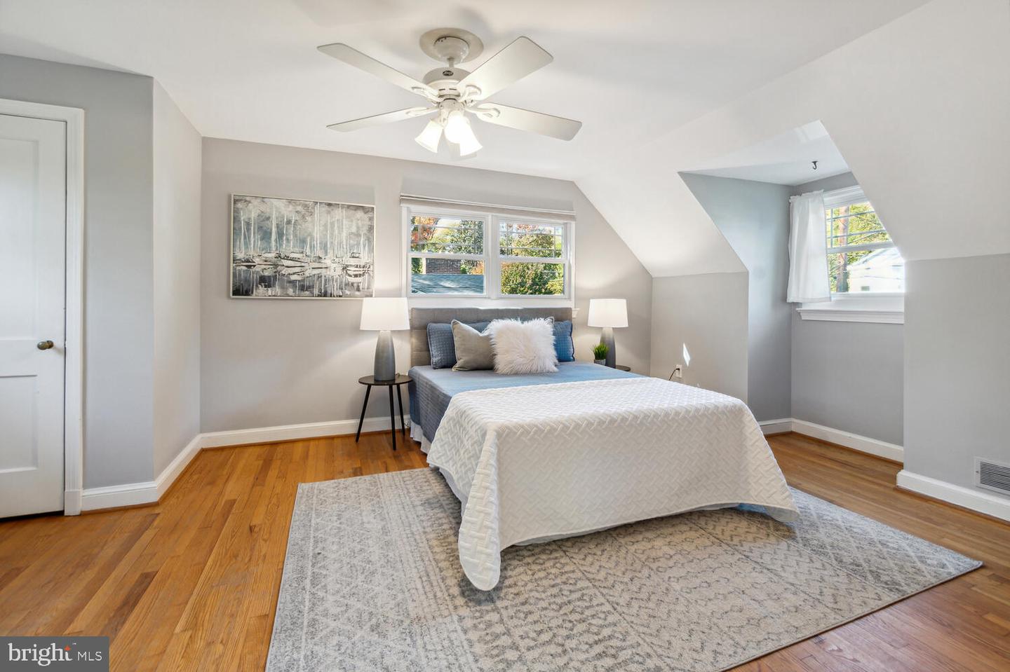 815 Davis Ave