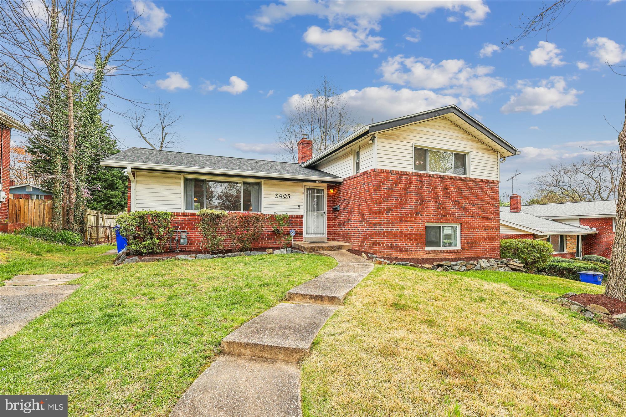 2405 Harmon Rd