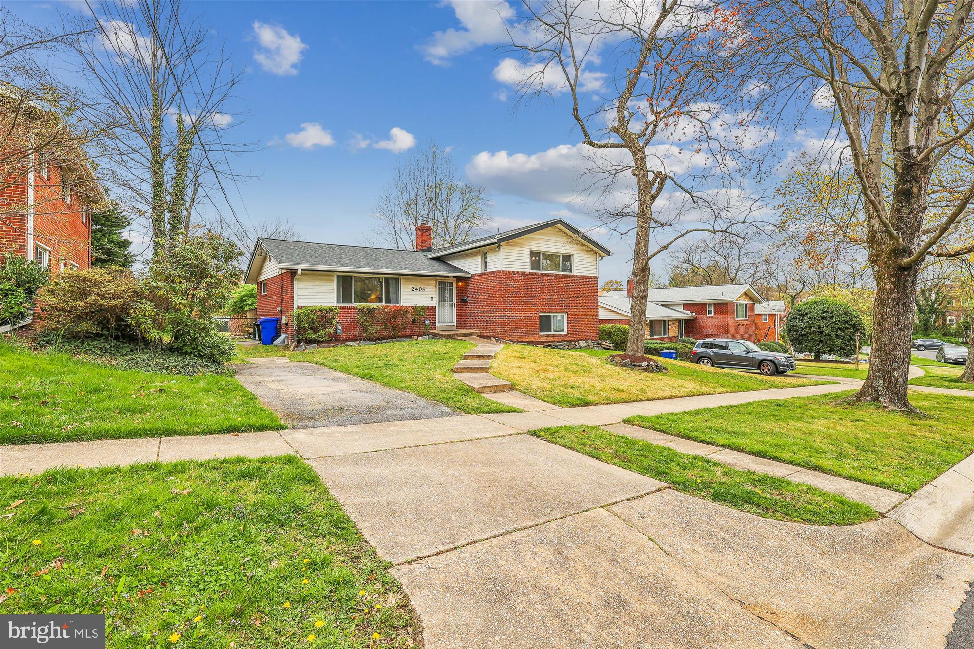 2405 Harmon Rd