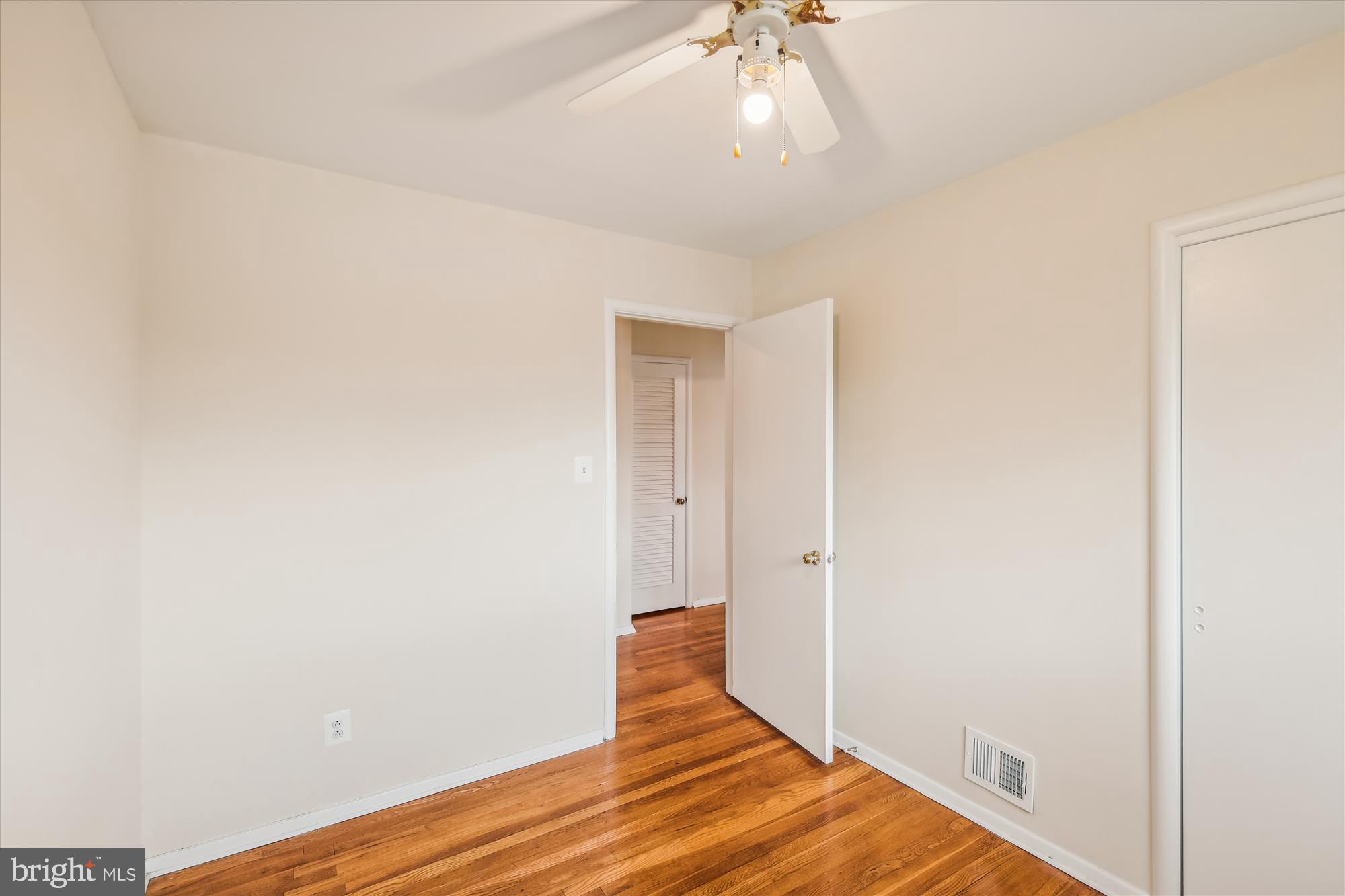 2405 Harmon Rd