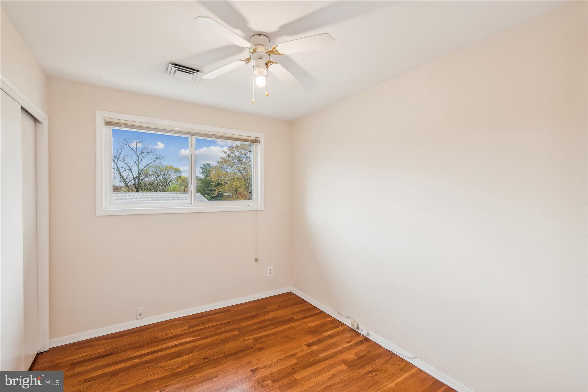 2405 Harmon Rd