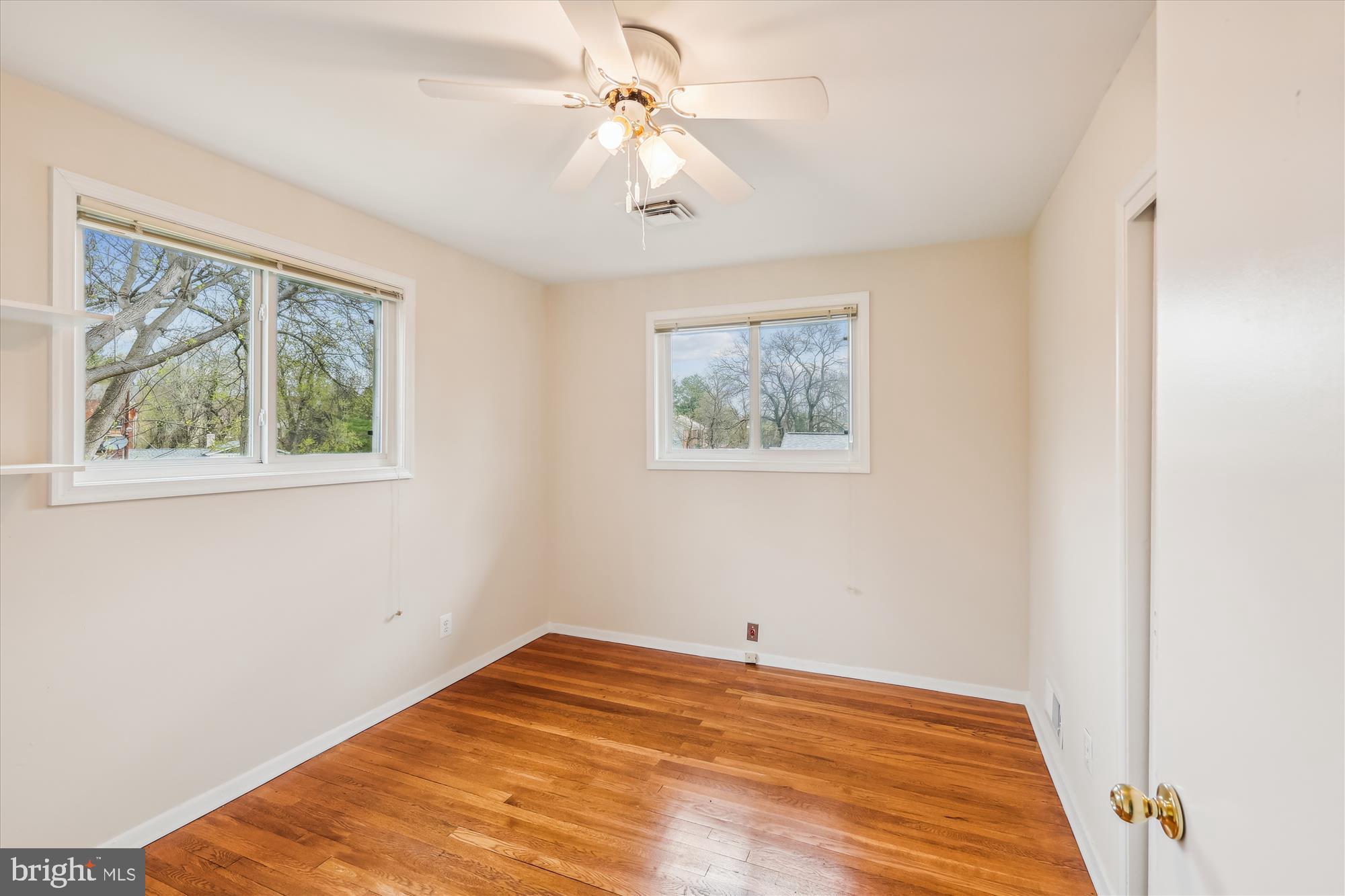2405 Harmon Rd