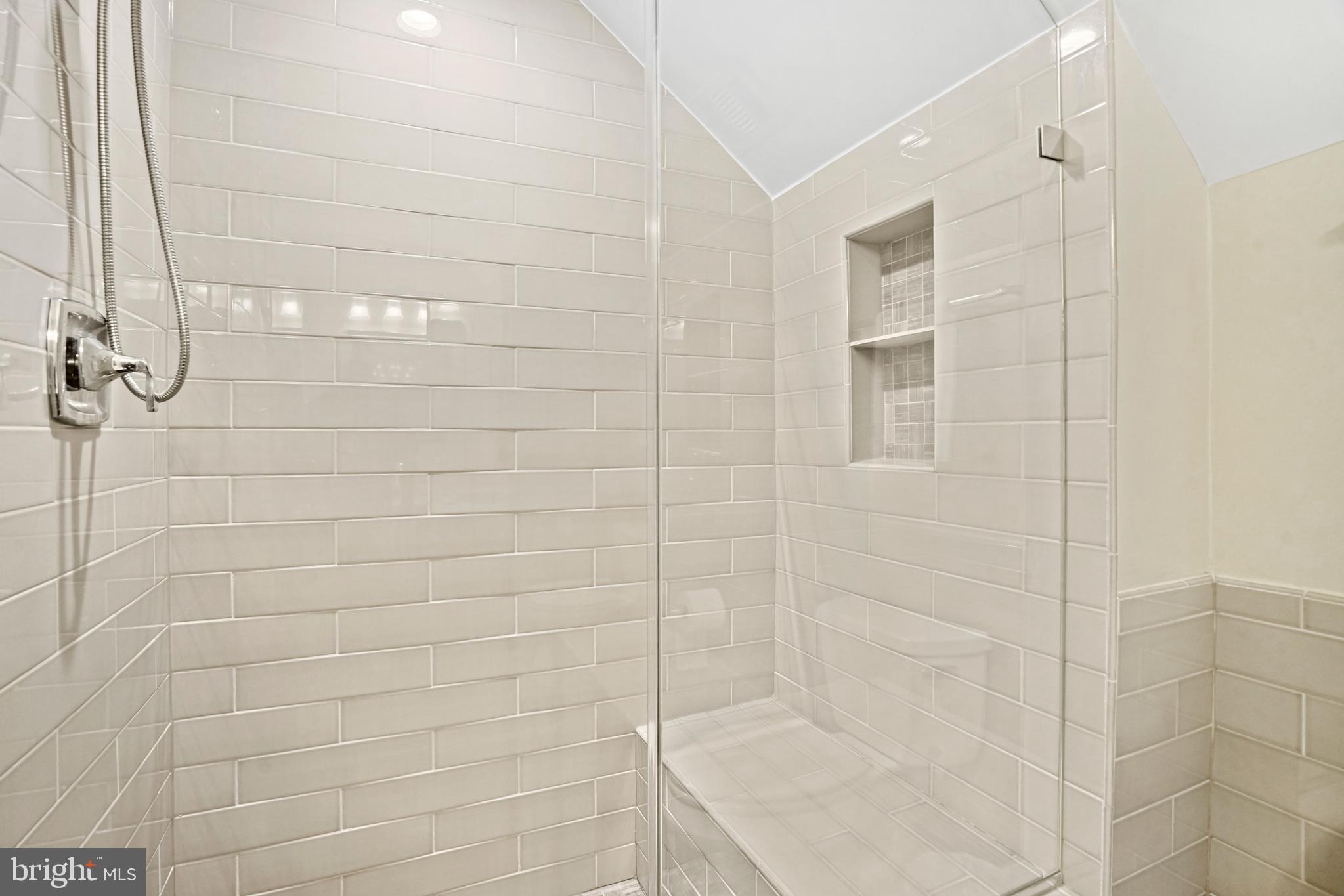 14900 Spring Meadows Dr