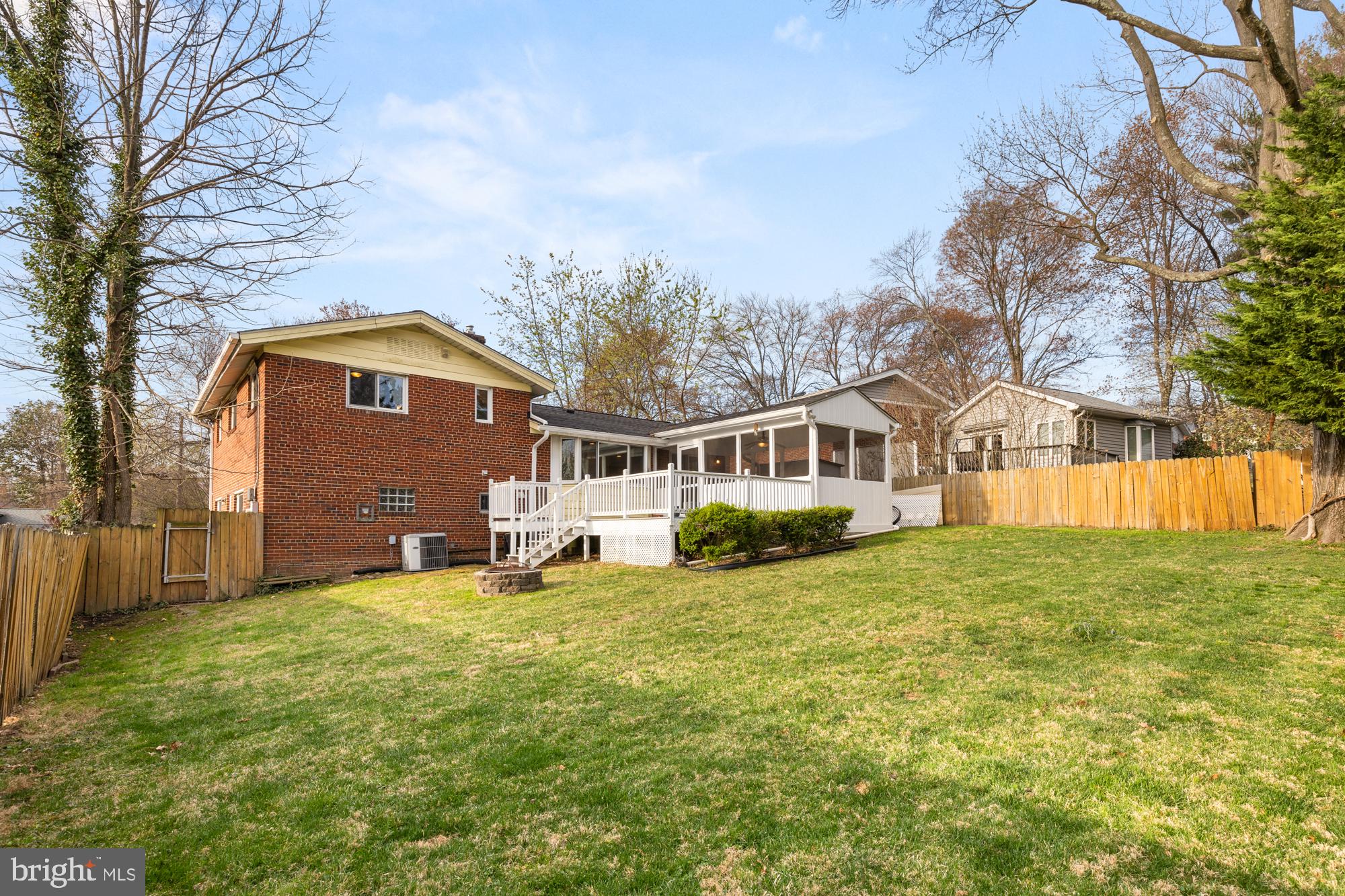 2407 Harmon Rd
