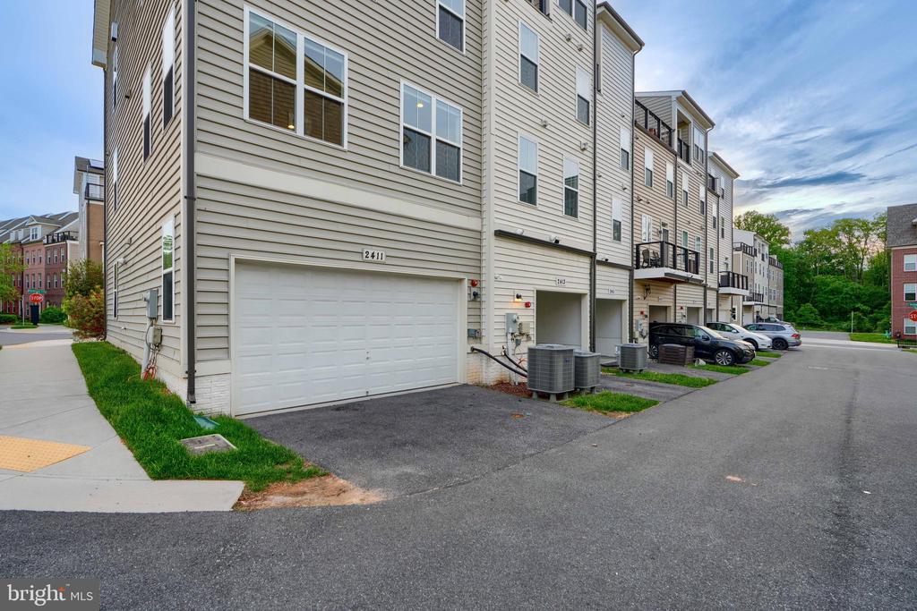 2411 Auden Dr