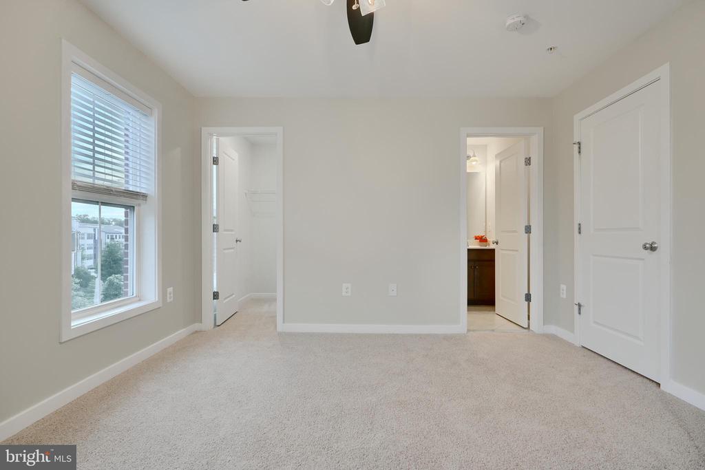 2411 Auden Dr