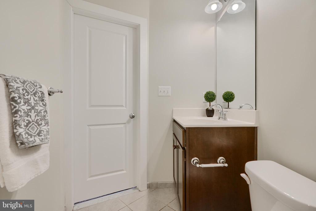 2411 Auden Dr
