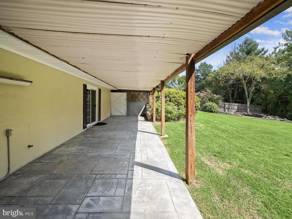 17405 PARK MILL DRIVE