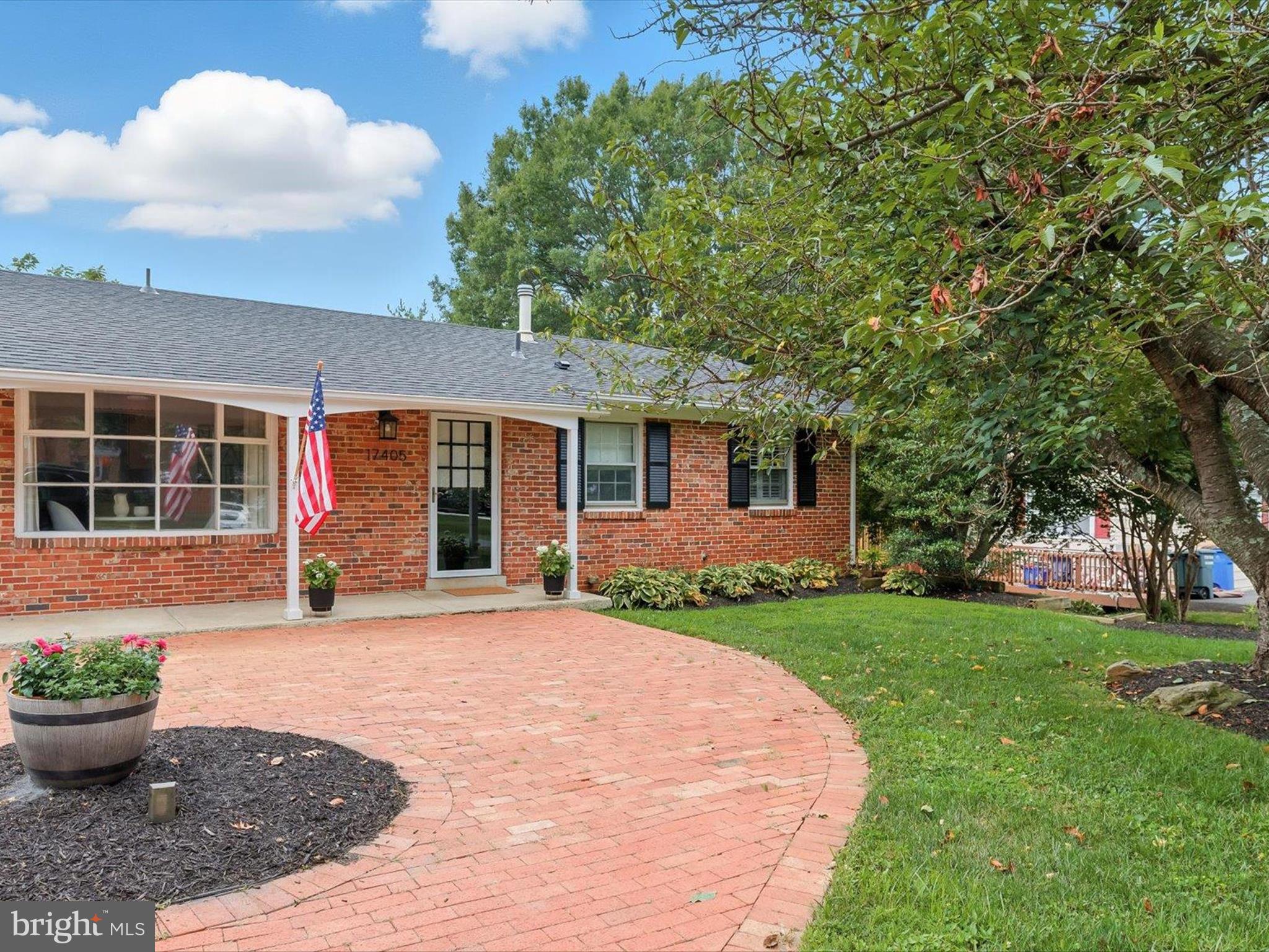 17405 PARK MILL DRIVE