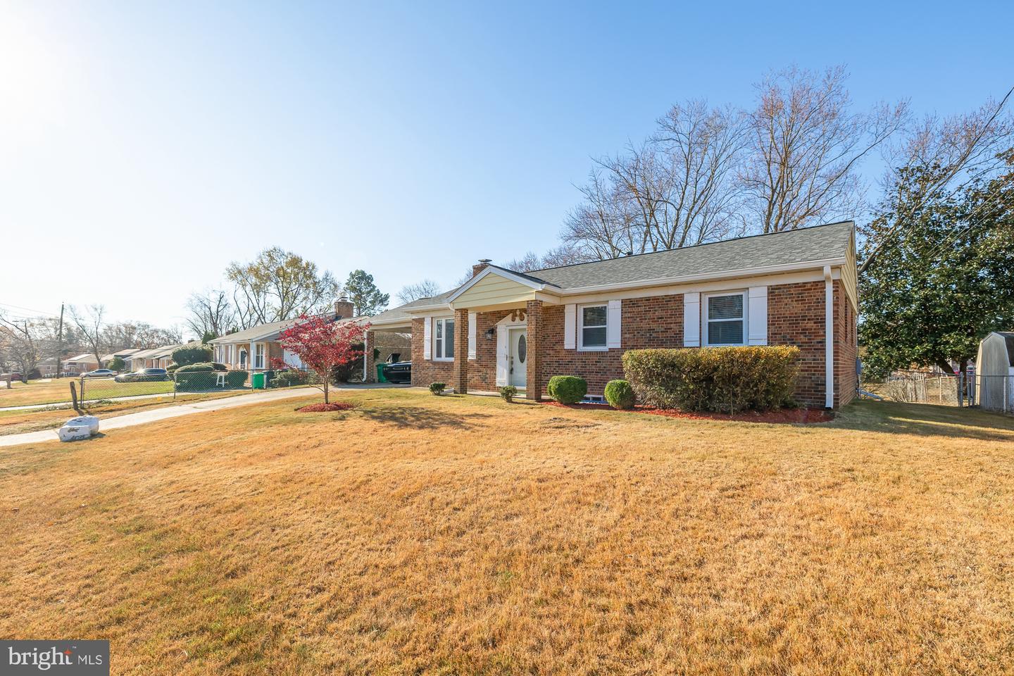 5003 Brimfield Dr