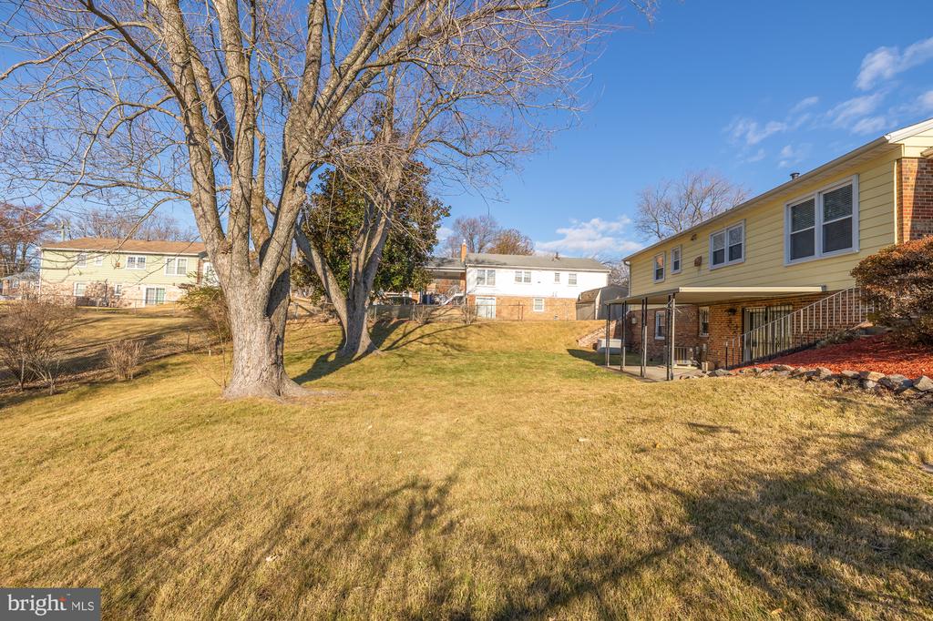 5003 Brimfield Dr