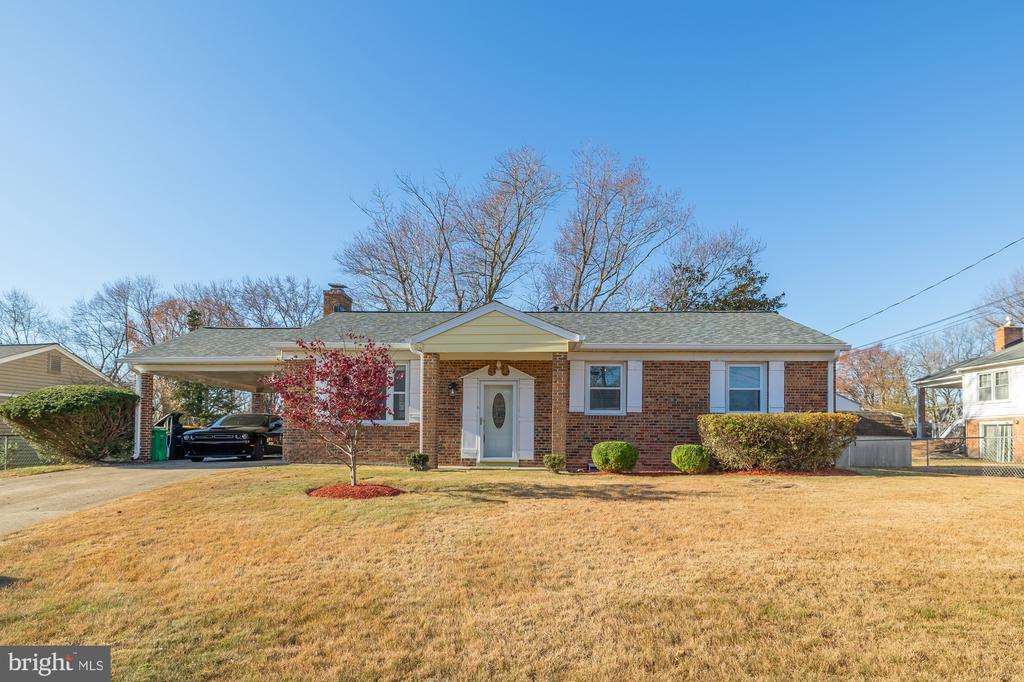5003 Brimfield Dr