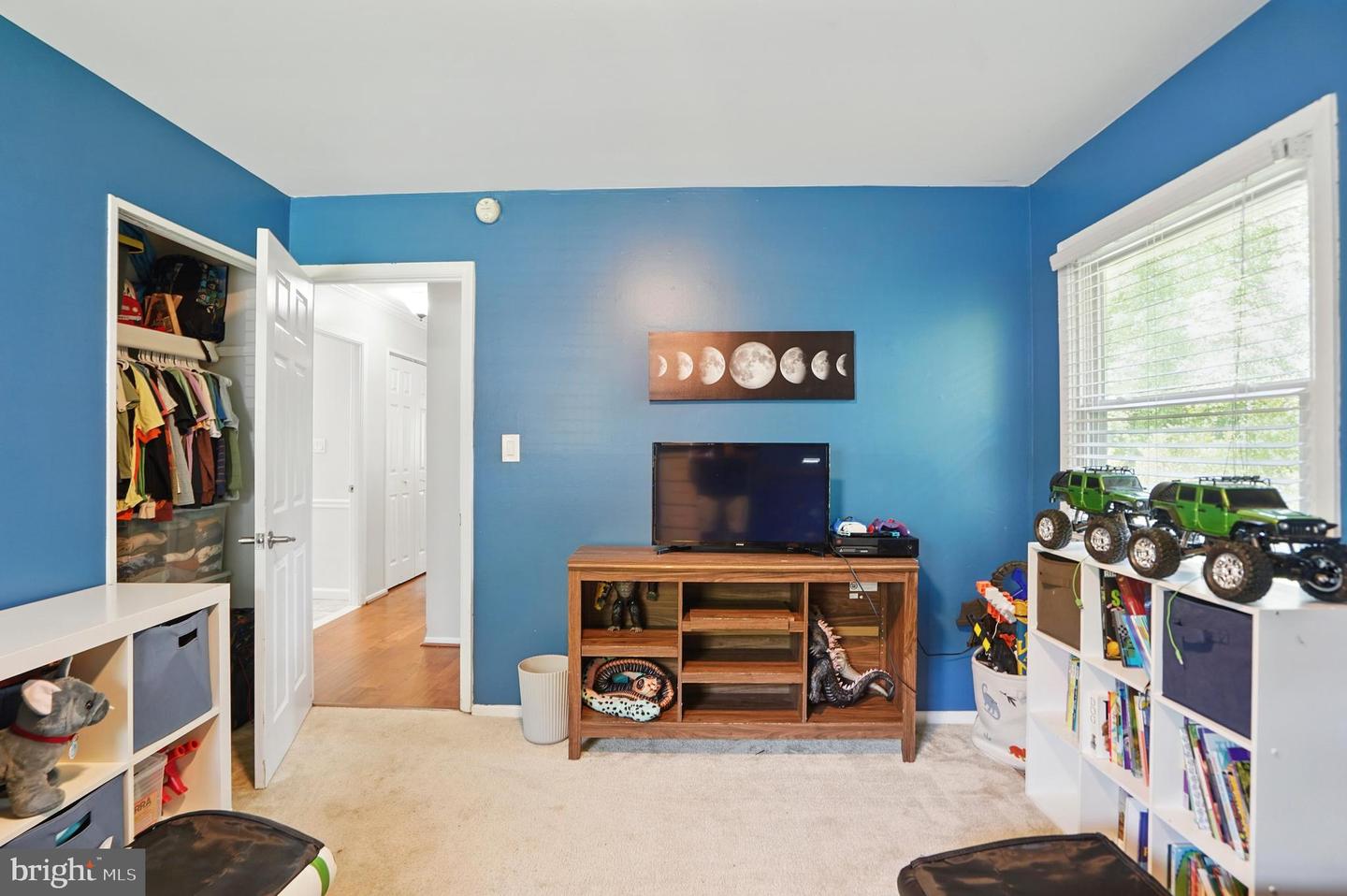 2512 Kitmore Ln