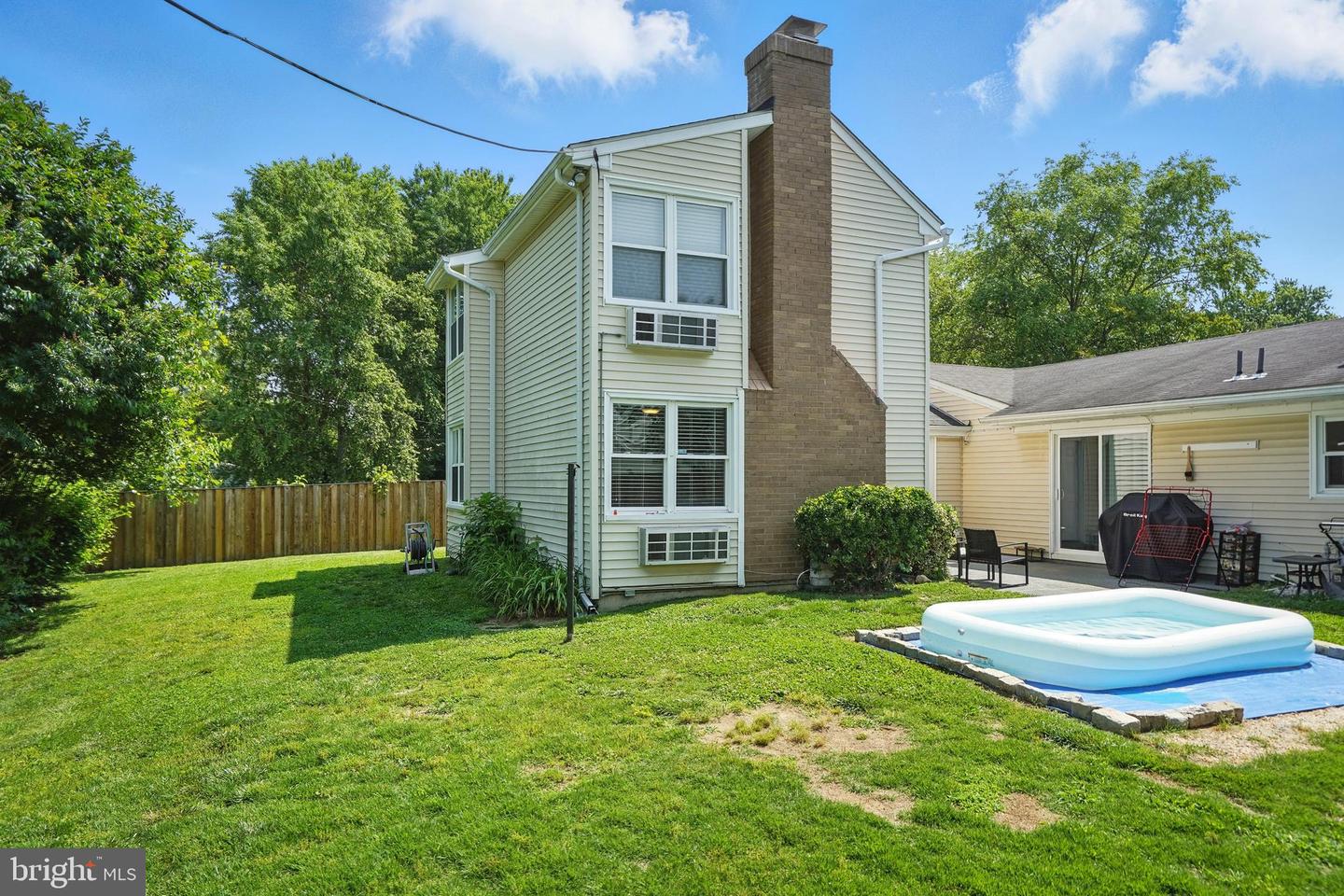 2512 Kitmore Ln