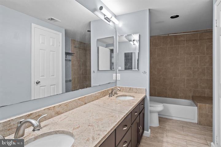 2903 S Woodley St #A