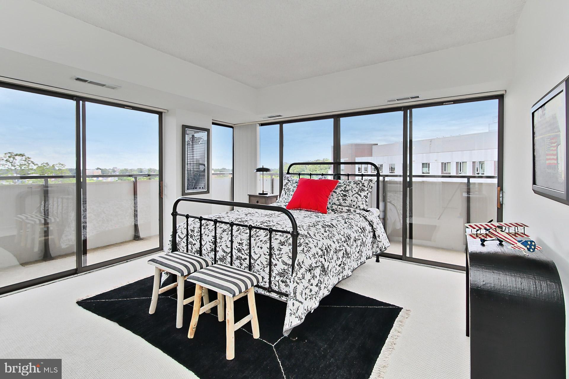 5300 Columbia Pike #902