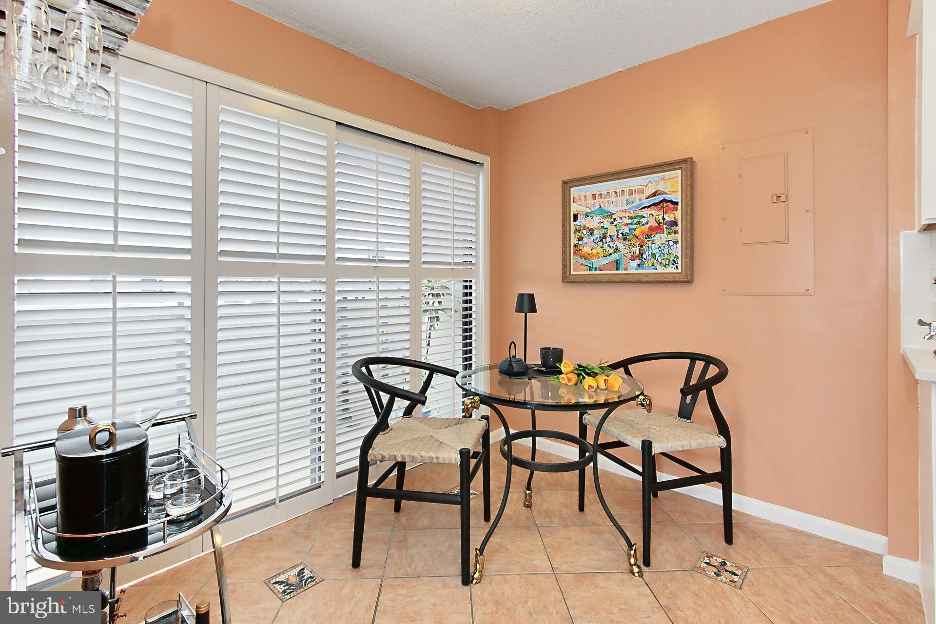 5300 Columbia Pike #902