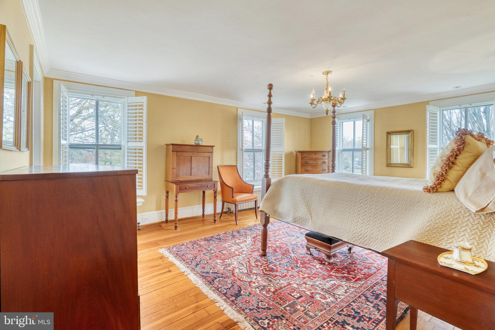3500 Chain Bridge Rd