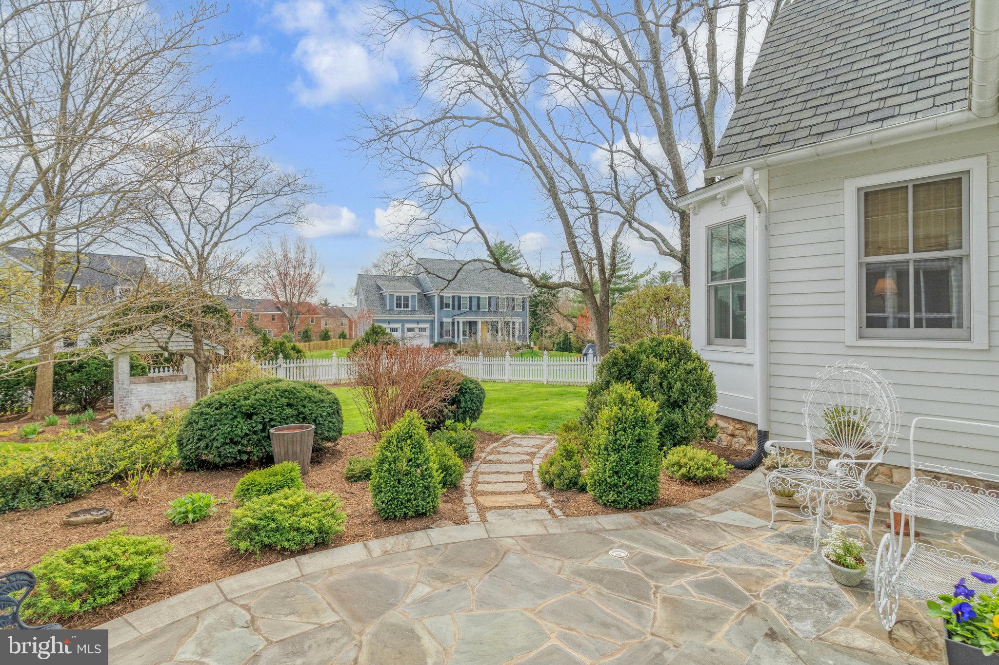 3500 Chain Bridge Rd