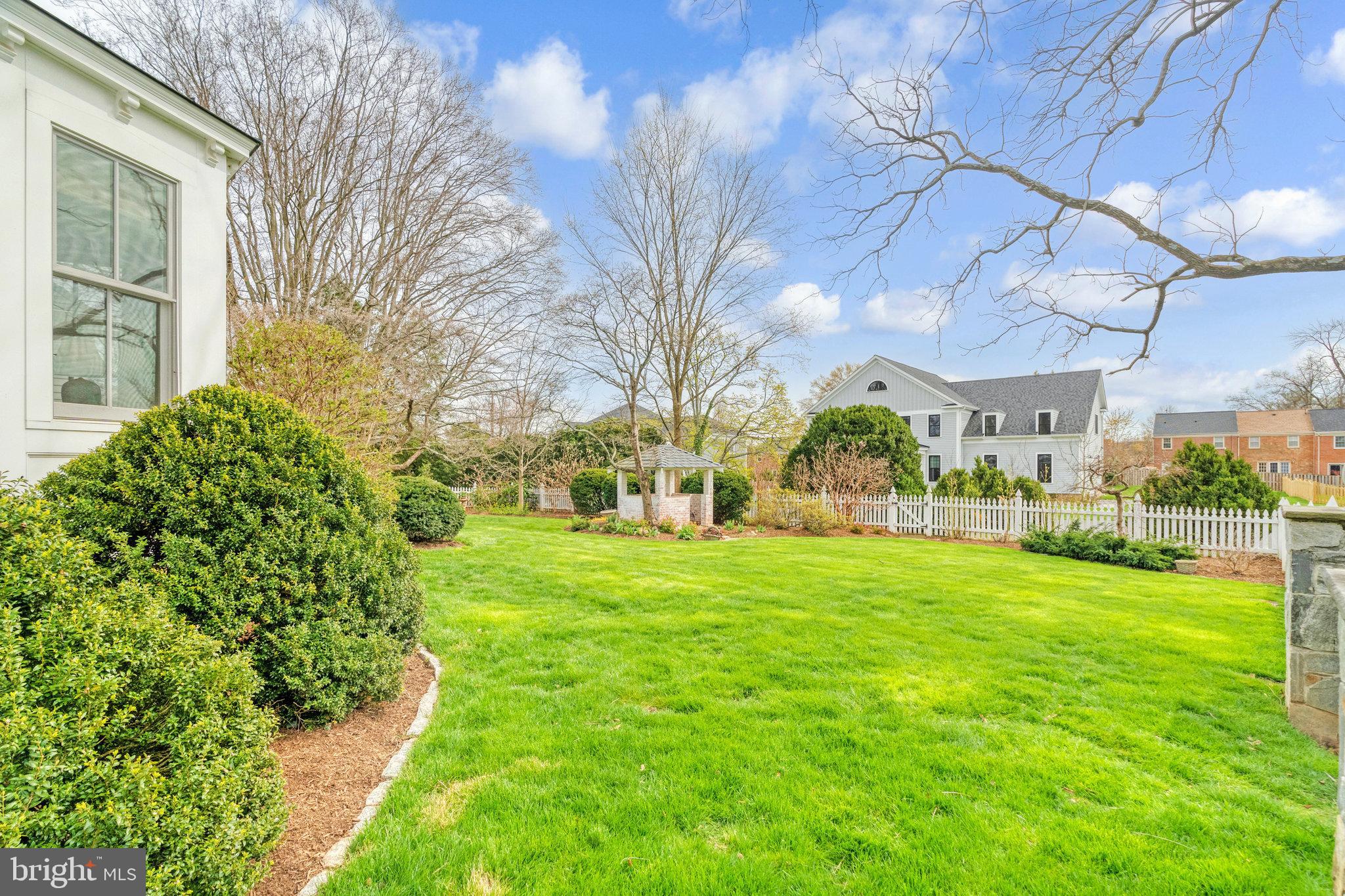 3500 Chain Bridge Rd