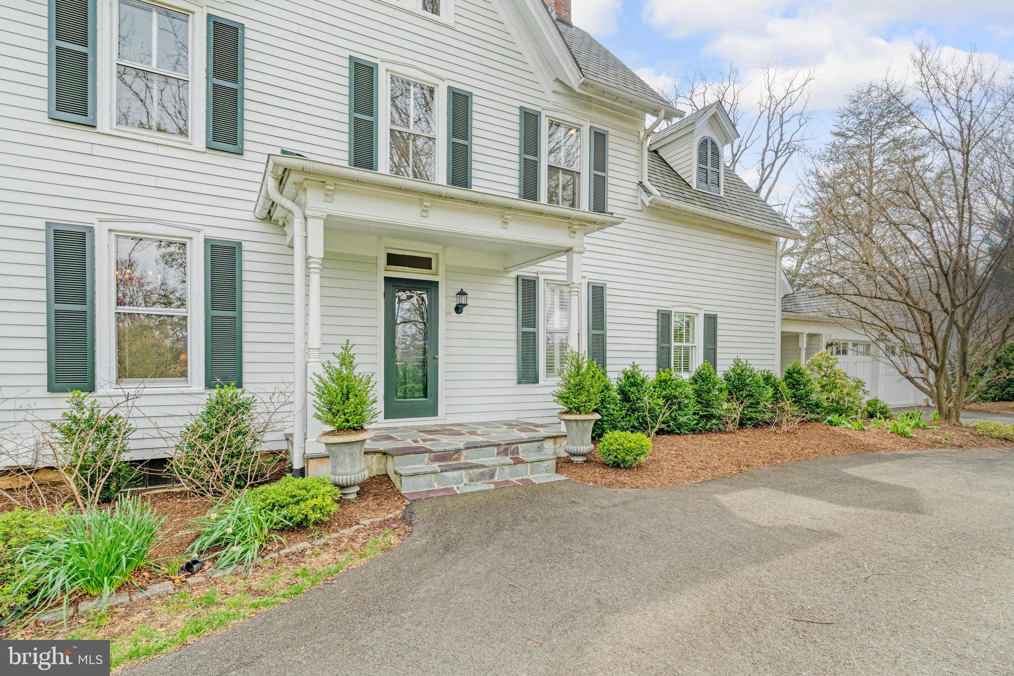 3500 Chain Bridge Rd