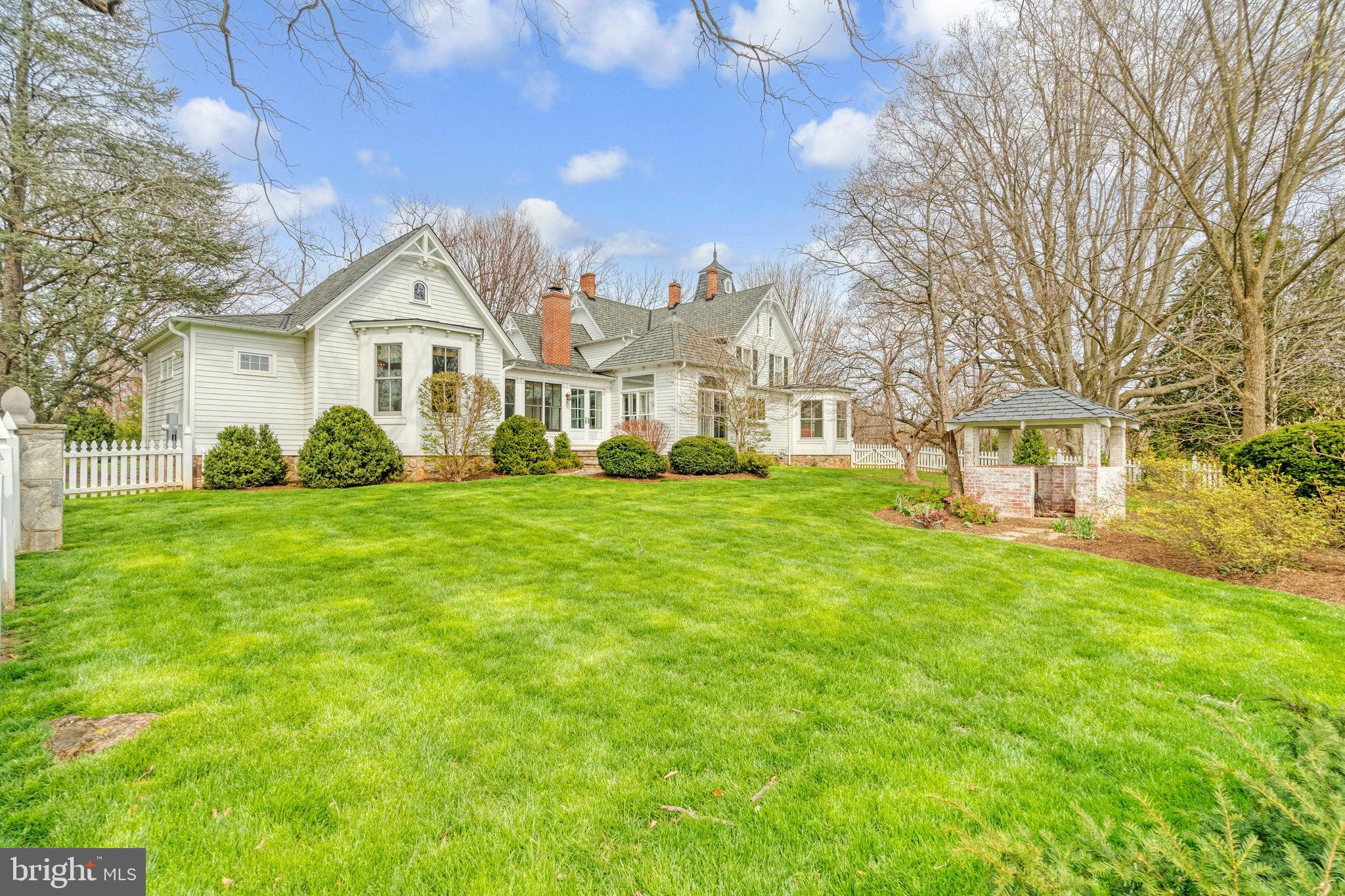 3500 Chain Bridge Rd