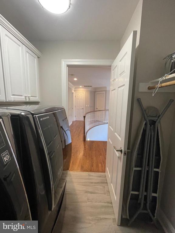 2402 Stryker Ave