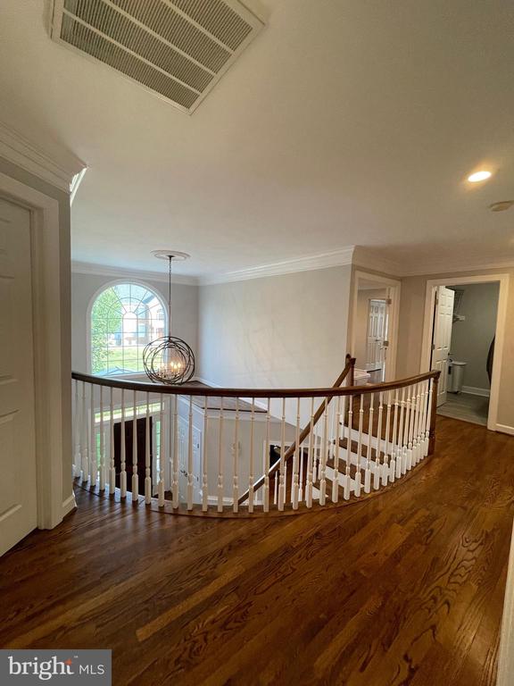 2402 Stryker Ave