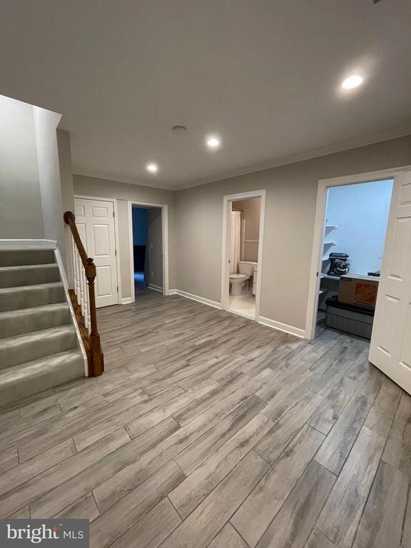 2402 Stryker Ave
