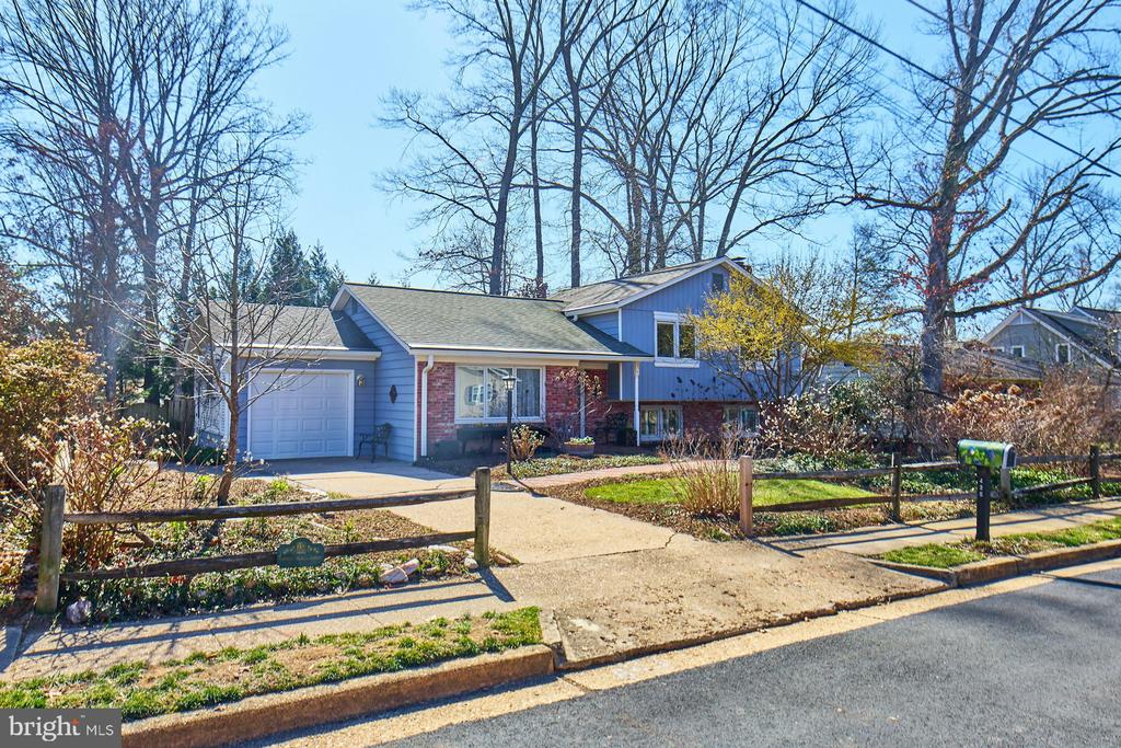 425 Blair Rd NW