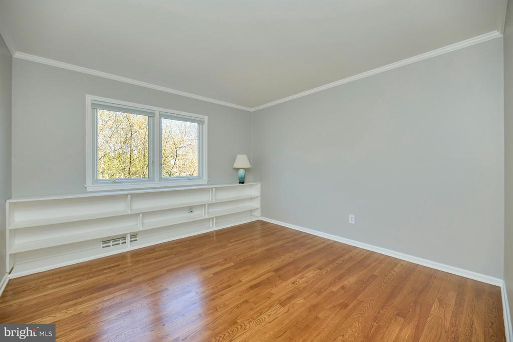 425 Blair Rd NW