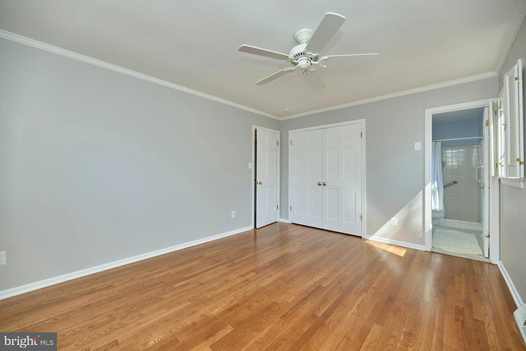 425 Blair Rd NW