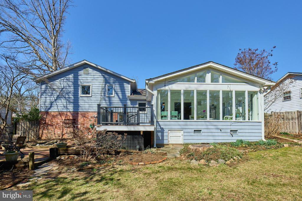 425 Blair Rd NW