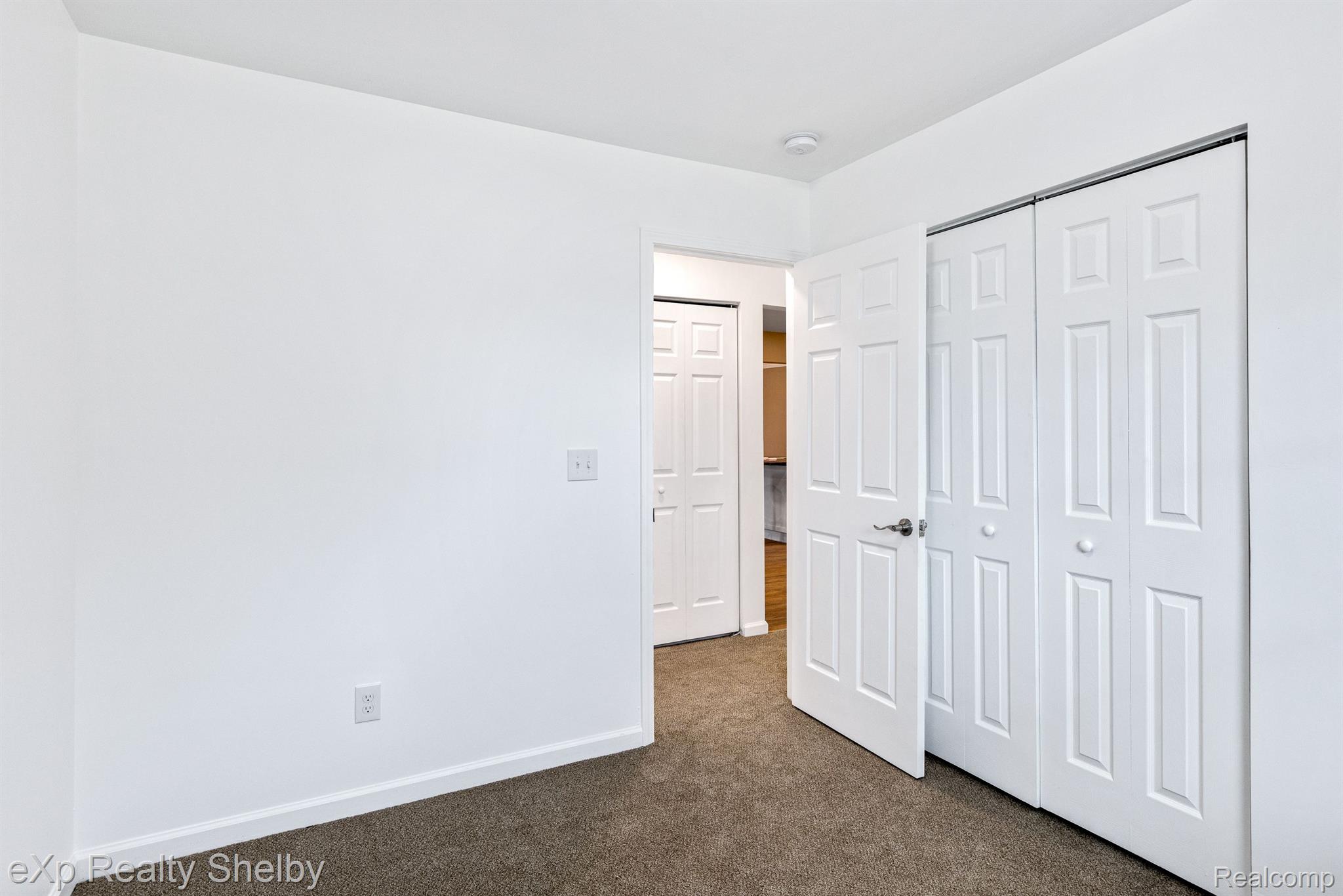 2177 ALEXANDER Drive