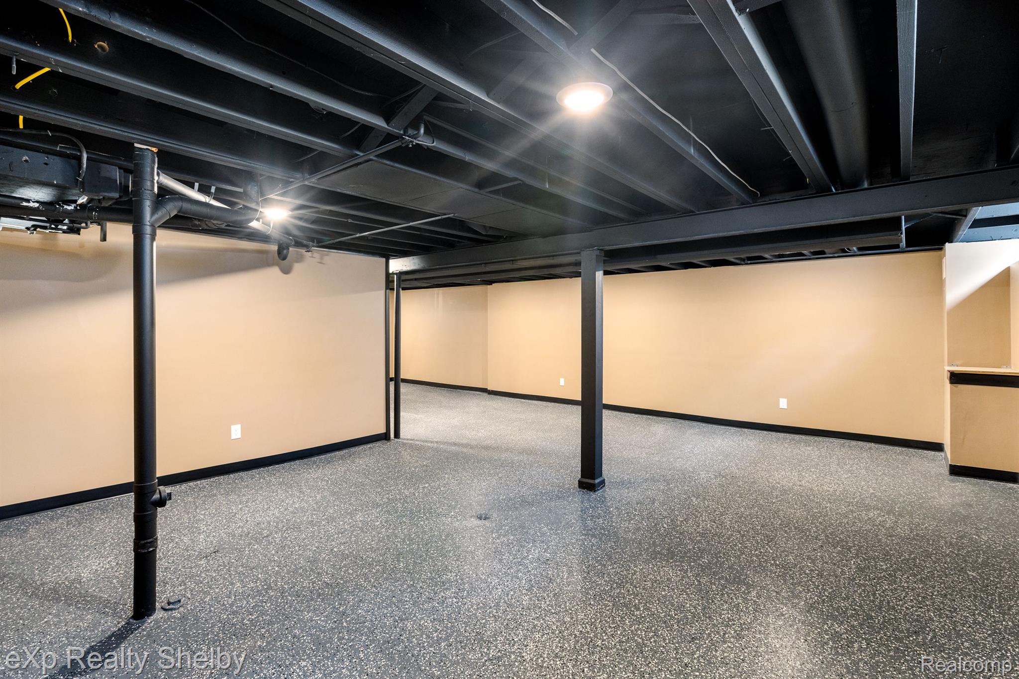 2177 ALEXANDER Drive