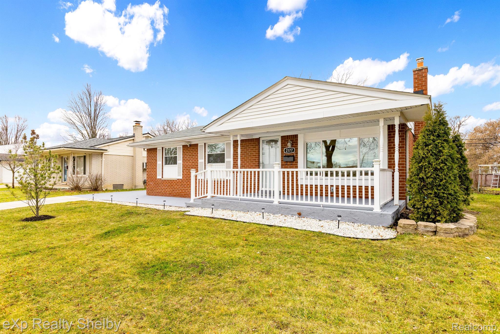 2177 ALEXANDER Drive