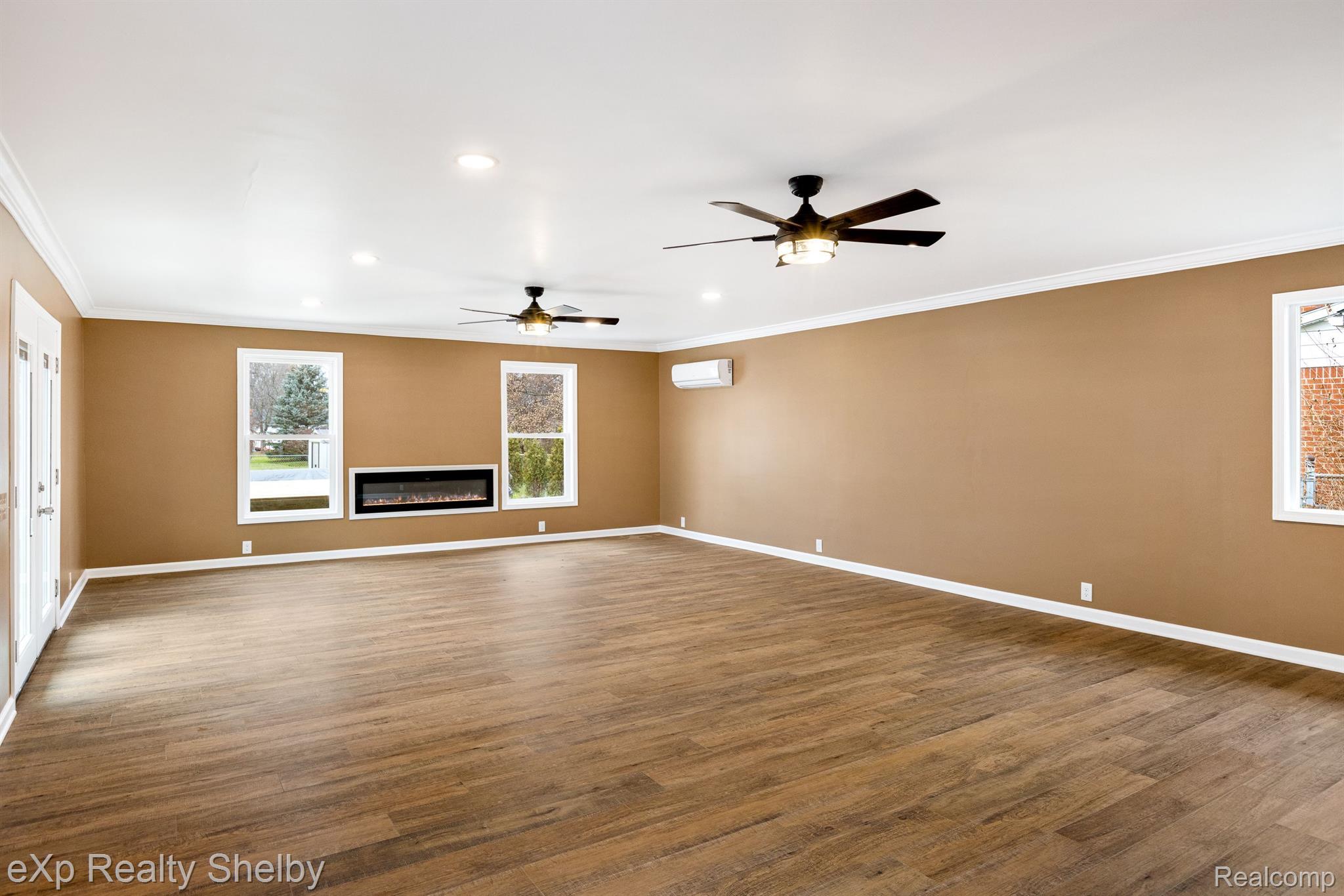 2177 ALEXANDER Drive