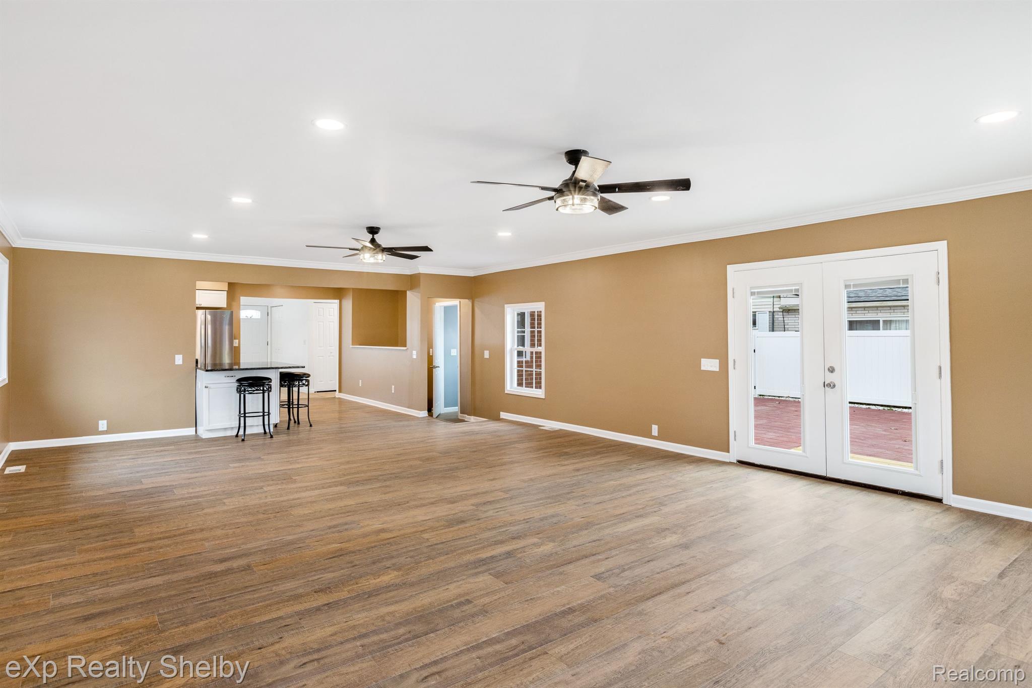 2177 ALEXANDER Drive