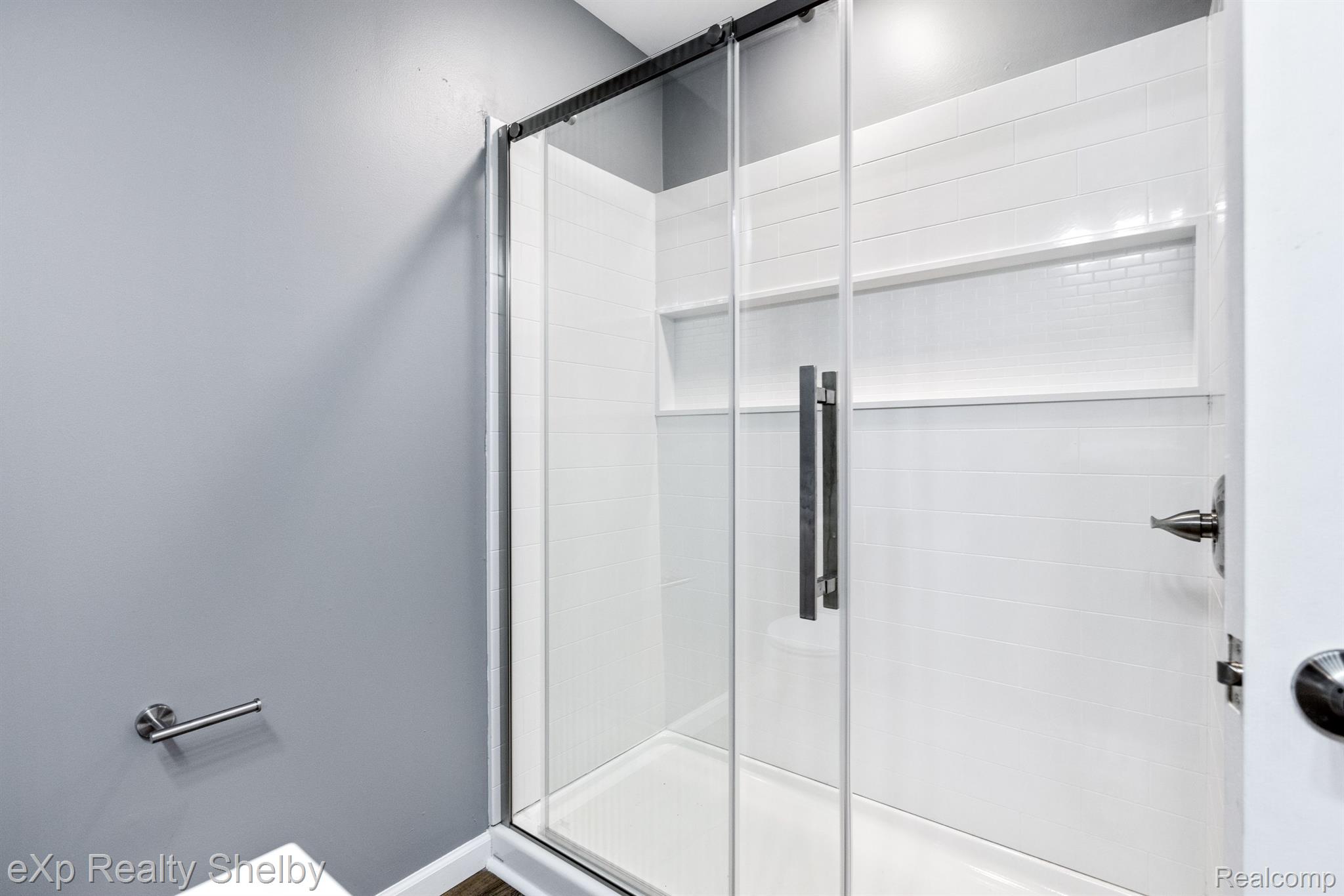 2177 ALEXANDER Drive