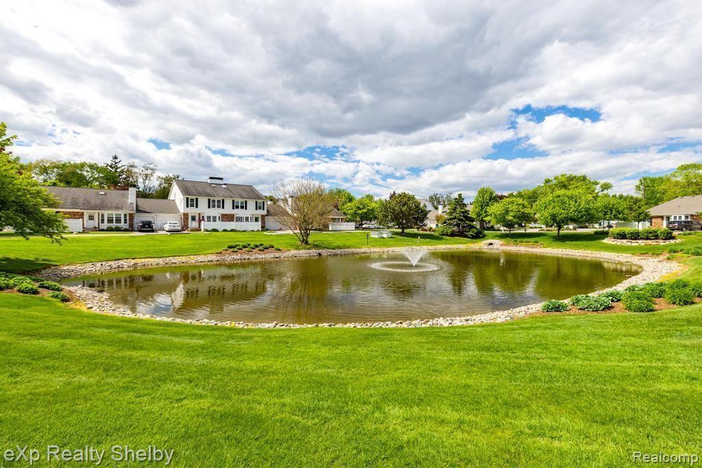 42151 OLD POND Circle