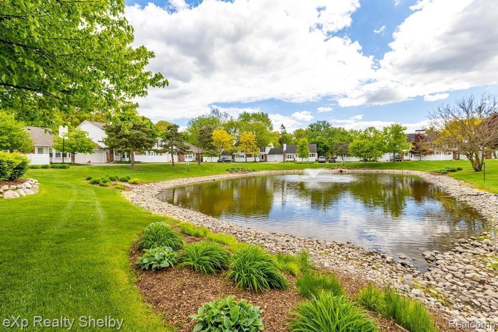 42151 OLD POND Circle