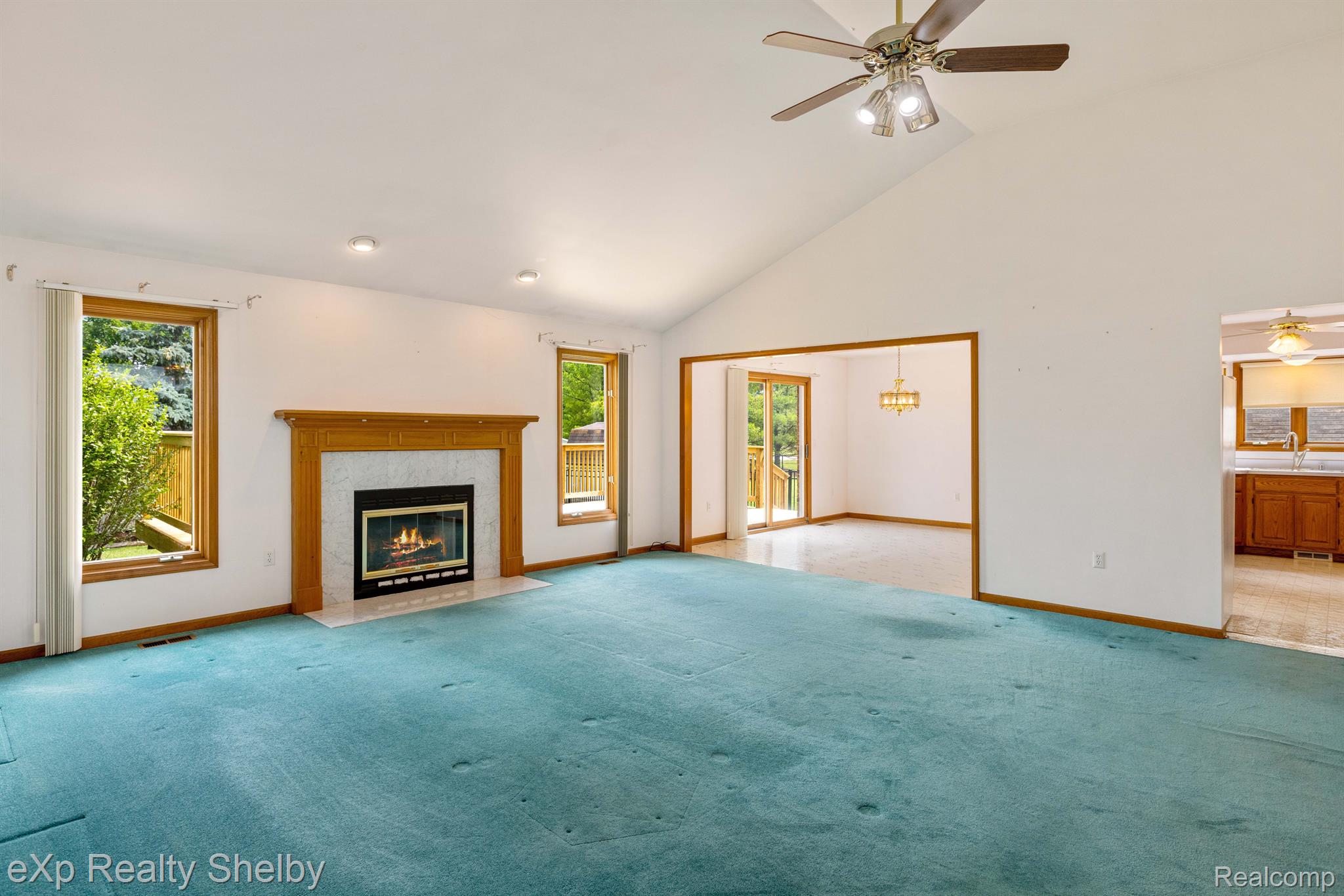 15755 CUSTER Drive