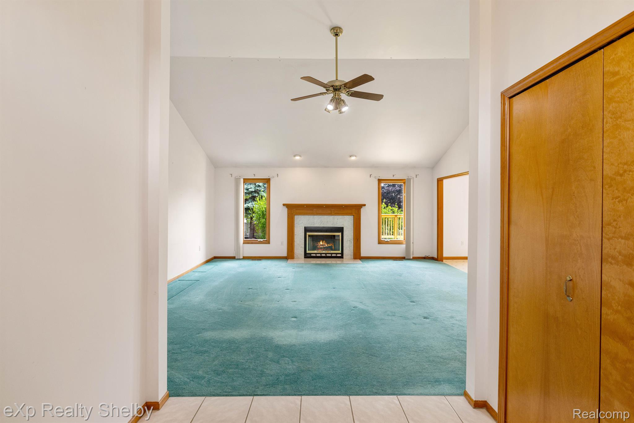 15755 CUSTER Drive